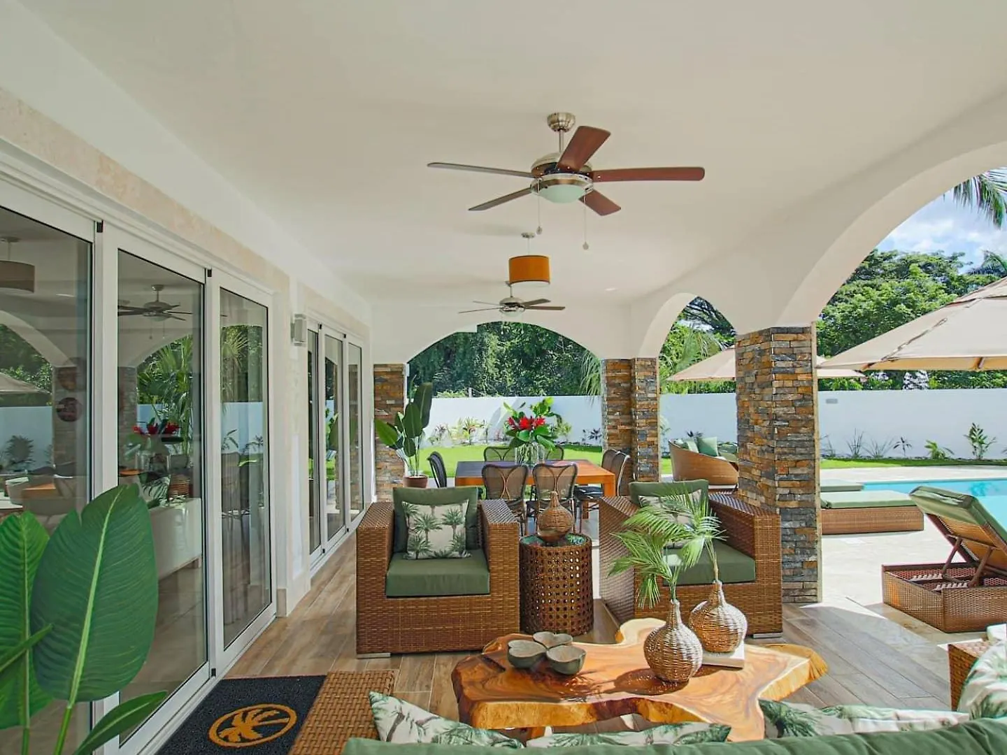 Royal 3 Bedroom Villa Lifestyle location